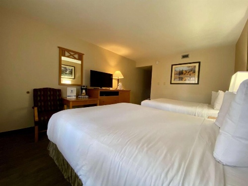 Best Western Sheridan Center image 8