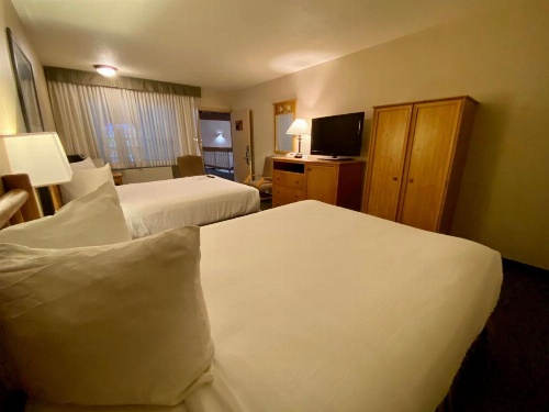Best Western Sheridan Center image 9