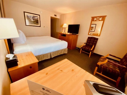 Best Western Sheridan Center image 16